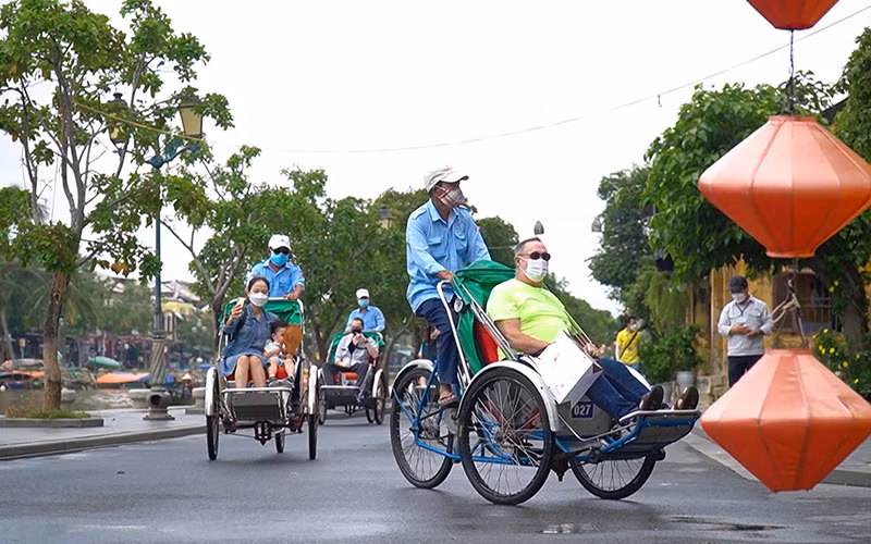 Du lịch miền trung khởi sắc -0