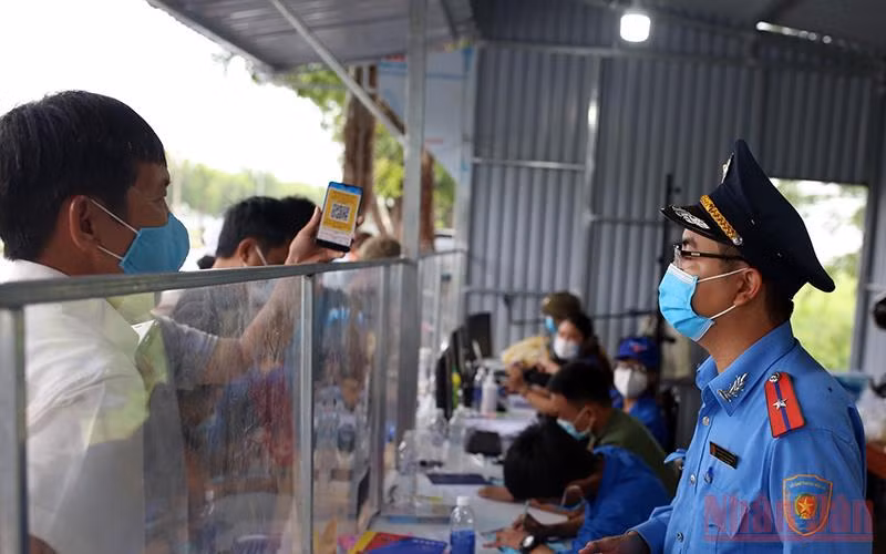 Đà Nẵng kiểm soát chặt người từ các địa phương khác đến/về thành phố.