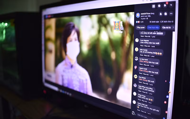 Độc đáo lễ khai giảng khó quên của học sinh cả nước trong giãn cách -0