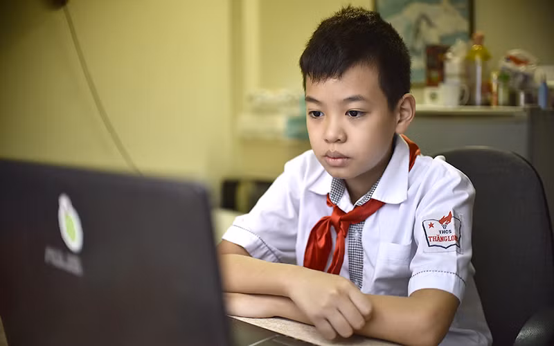 Độc đáo lễ khai giảng khó quên của học sinh cả nước trong giãn cách -0