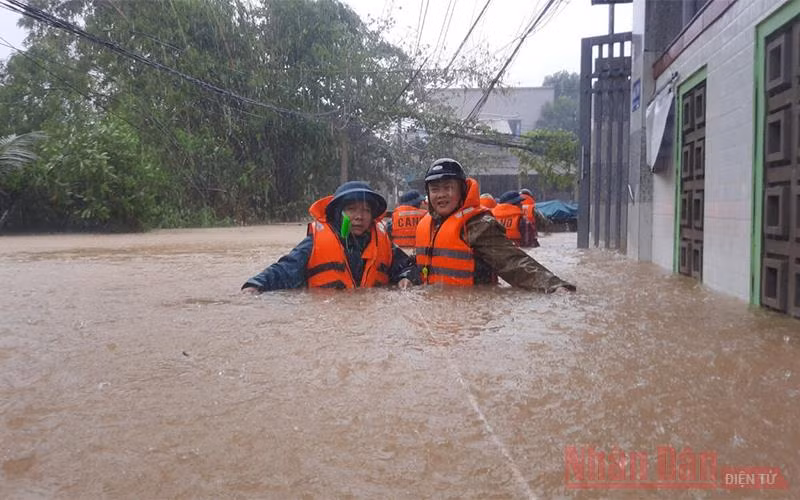 Sớm kiện toàn bộ máy phòng, chống thiên tai, cứu hộ, cứu nạn -0