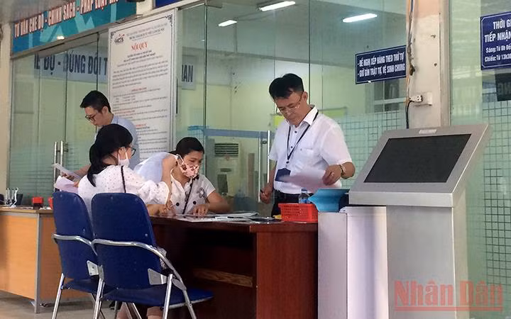 Chính sách bảo hiểm thất nghiệp đối với lao động - việc làm: Giá đỡ vững chắc -0