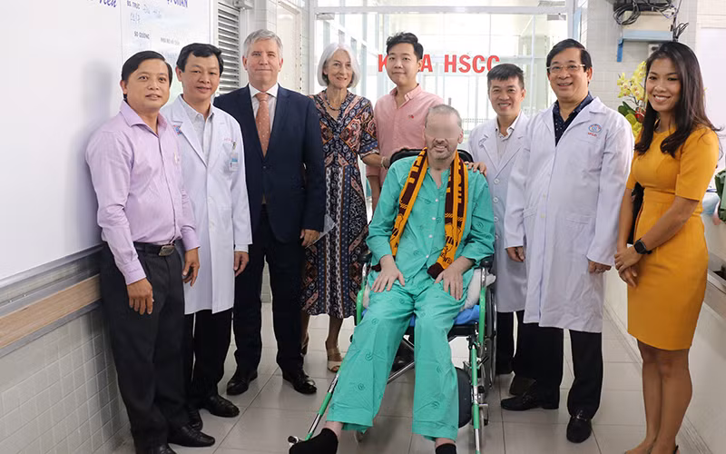 Bệnh nhân 91 trong ngày xuất viện 11-7. (Ảnh: BVCC)