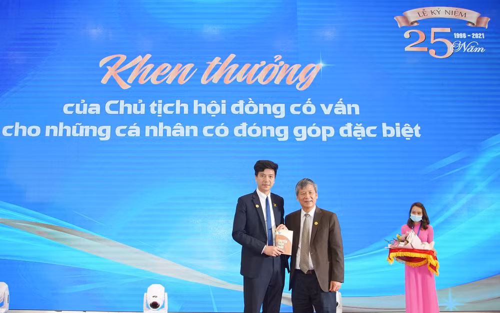 Bệnh viện Đa khoa Medlatec kỷ niệm 25 năm thành lập -0