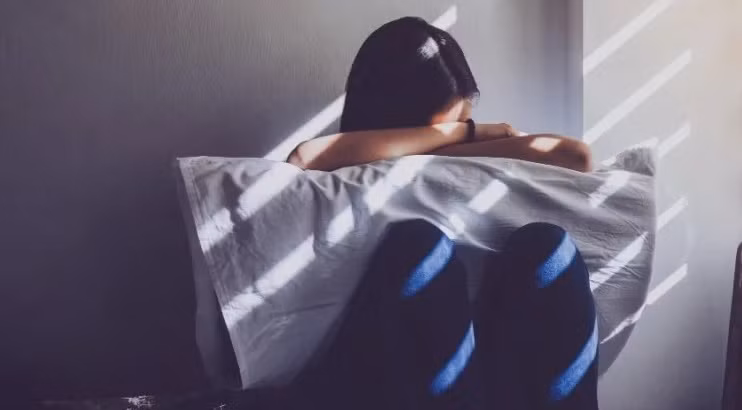 Nghiên cứu phát hiện ra mệt mỏi hoặc yếu cơ là những triệu chứng phổ biến nhất sau khi mắc Covid-19, nhiều người cũng cho biết họ khó ngủ. Ảnh: Getty Images.