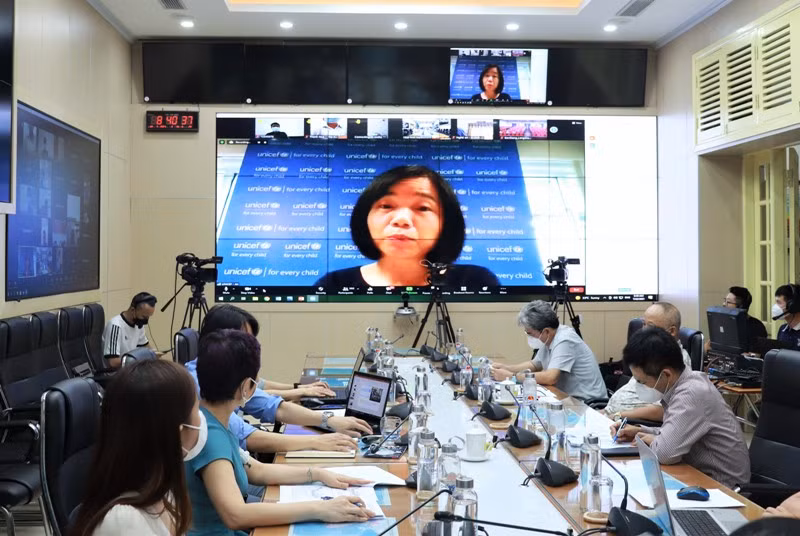Ứng phó với “thảm họa kép” thiên tai và dịch bệnh -0