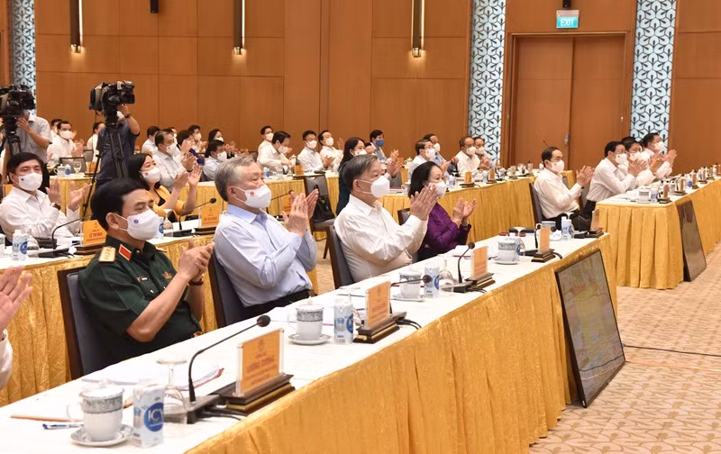 Xây dựng Chính phủ đổi mới, liêm chính, hành động, hiệu quả, vì nhân dân phục vụ -0
