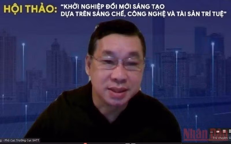 TS Trần Lê Hồng, Phó Cục trưởng Cục Sở hữu Trí tuệ trao đổi tại hội thảo.