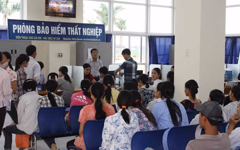 Bảo hiểm thất nghiệp giúp người lao động và doanh nghiệp vượt khó