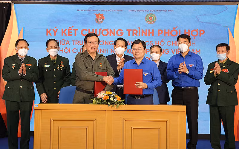 Thanh niên xung phong 55 năm khắc ghi lời dạy của Bác -0