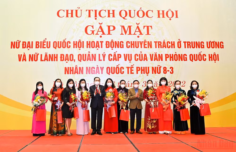 Tiếp tục đóng góp tâm sức, trí tuệ nhằm đổi mới, nâng cao chất lượng hoạt động của Quốc hội -0