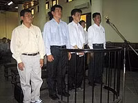 Các bị cáo tại phiên tòa