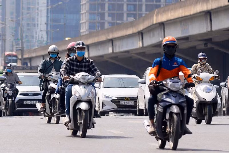 Khu vực Hà Nội có nắng nóng cục bộ, nhiệt độ cao nhất phổ biến 34-36 độ C. (Ảnh minh họa)
