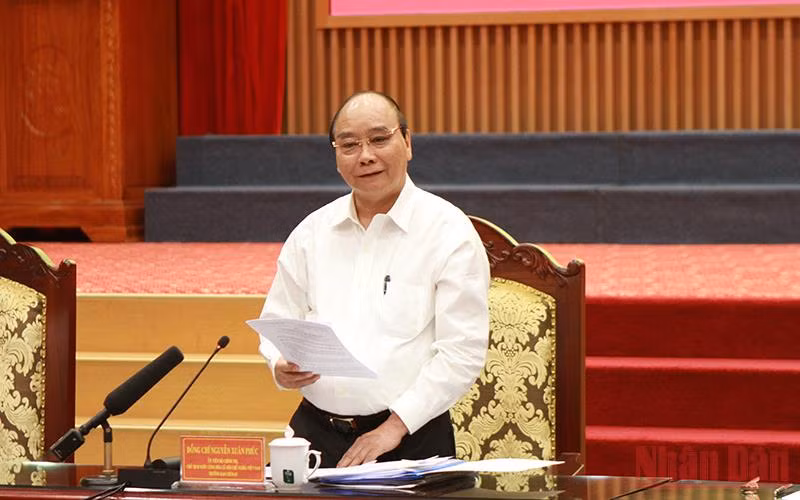 Chủ tịch nước Nguyễn Xuân Phúc phát biểu chỉ đạo tại buổi làm việc.