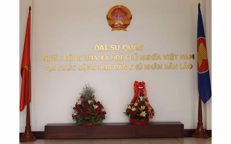 Đại sứ quán Việt Nam tại Lào.
