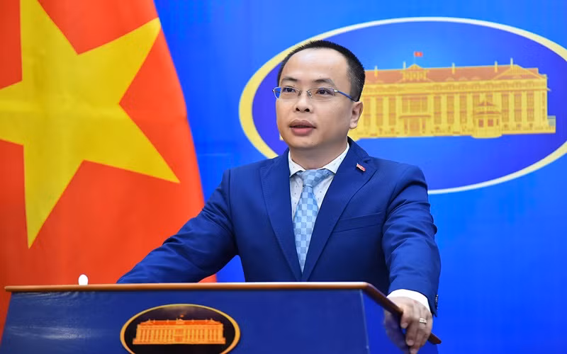 Phó Phát ngôn Bộ Ngoại giao Đoàn Khắc Việt.