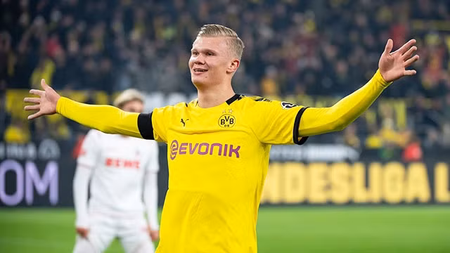 Erling Haaland tiếp tục “làm mưa làm gió” ở Bundesliga