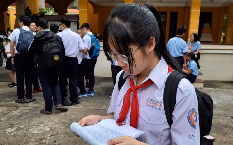 Học sinh TP Hồ Chí Minh tham gia kỳ thi tuyển sinh lớp 10 năm học 2020-2021.