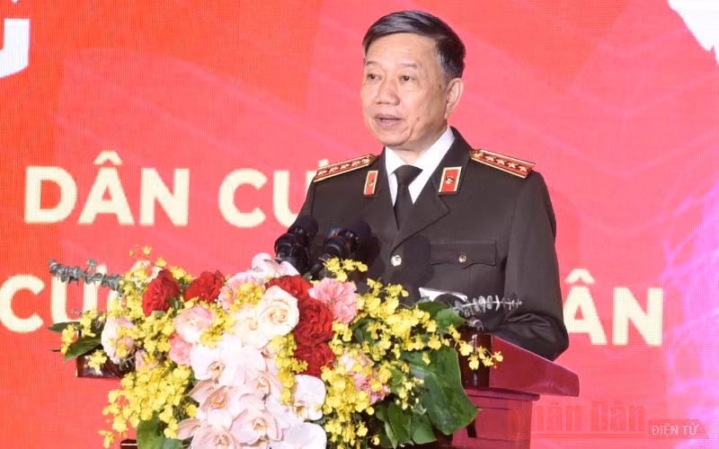 Khai trương hệ thống cơ sở dữ liệu quốc gia về dân cư và hệ thống sản xuất, cấp và quản lý căn cước công dân -0