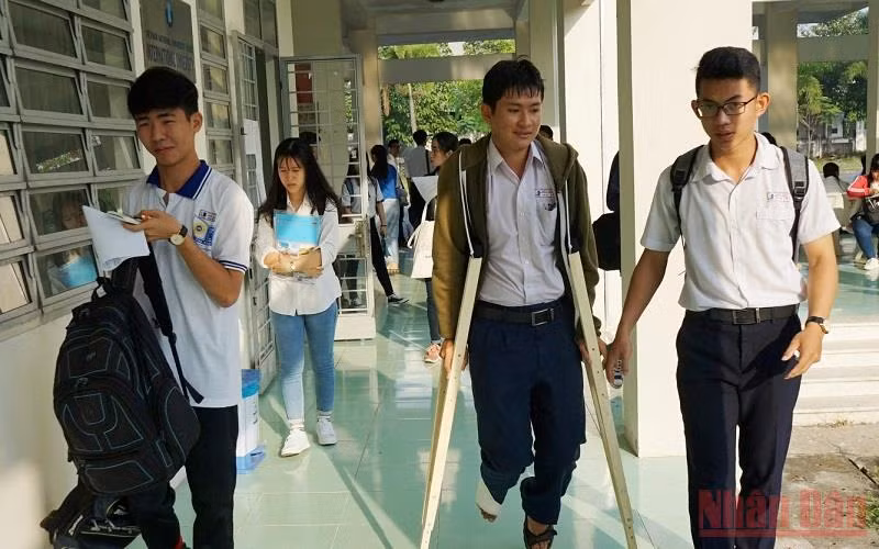 Các thí sinh tham gia kỳ thi đánh giá năng lực của Đại học Quốc gia TP Hồ Chí Minh năm 2019.