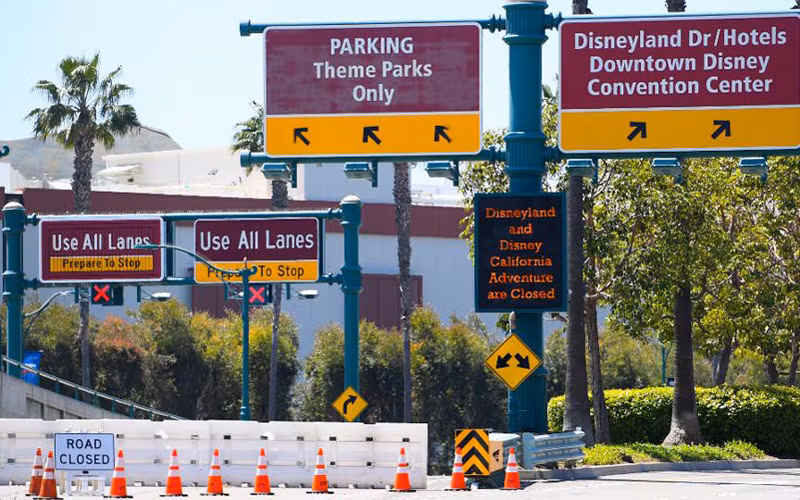 Disneyland châu Á mở lại, châu Mỹ tiếp tục lỡ hẹn -0