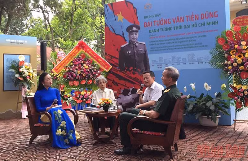 Hiểu thêm về cuộc đời, sự nghiệp Đại tướng Văn Tiến Dũng -0