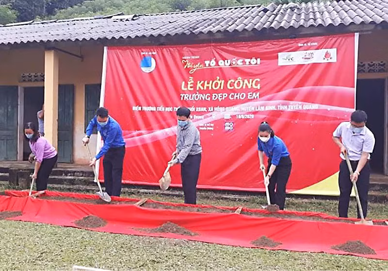Xây nhà hỗ trợ thanh thiếu nhi dân tộc thiểu số -0