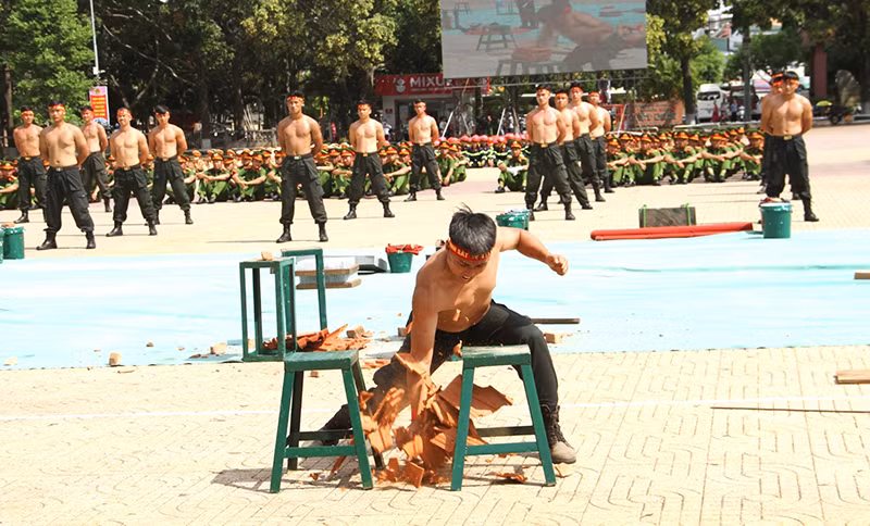 Khai mạc Hội thi điều lệnh, bắn súng, võ thuật Công an nhân dân - Bảng thi số 6 -0