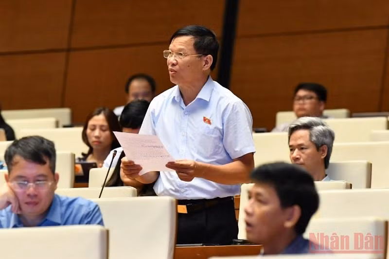 Đại biểu Quốc hội đề xuất tách giải phóng mặt bằng thành dự án độc lập -0