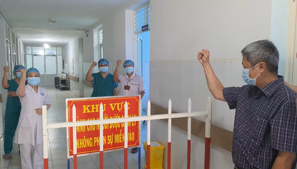 Những bước tiến ngoạn mục của Đà Nẵng, Quảng Nam trong chống dịch Covid-19 -0