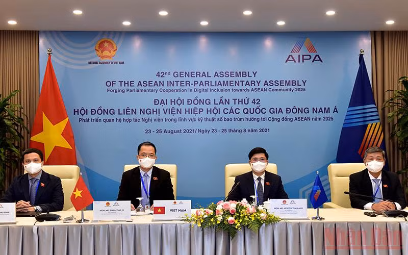 Đoàn đại biểu Quốc hội Việt Nam dự phiên họp Ủy ban Xã hội. Ảnh: Duy Linh.
