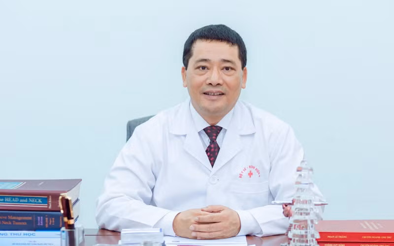 PGS, TS Lê Văn Quảng, Giám đốc Bệnh viện K.