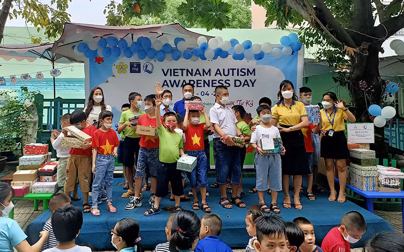 Các bạn nhỏ tham gia chương trình (Ảnh: NFVC).