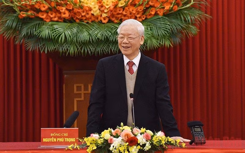 Trao quyết định cho các đồng chí nguyên Ủy viên Bộ Chính trị nghỉ hưu -0