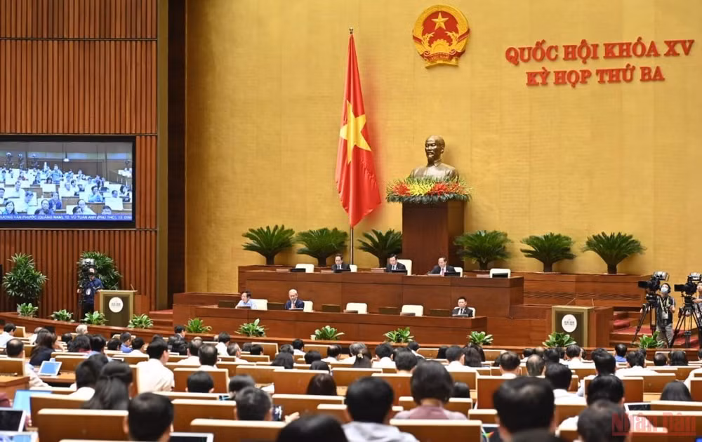 Quang cảnh phiên thảo luận của Quốc hội tại hội trường Diên Hồng, chiều 2/6. (Ảnh: KHOA LINH)