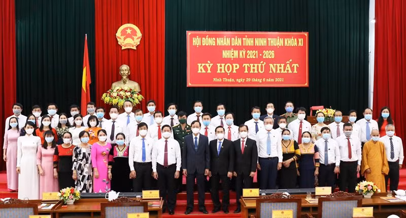 Ninh Thuận bầu các chức danh chủ chốt Hội đồng nhân dân và Ủy ban nhân dân tỉnh -0