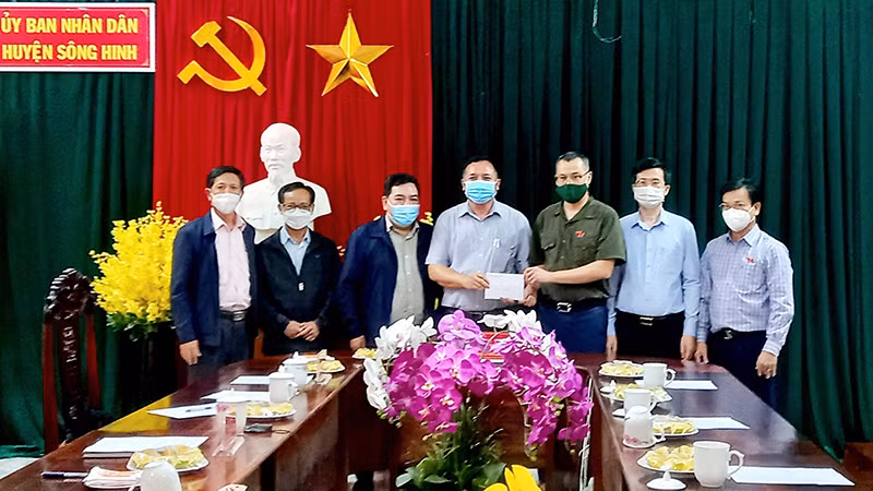 Phú Yên khẩn trương khắc phục môi trường, ổn định đời sống sản xuất -0
