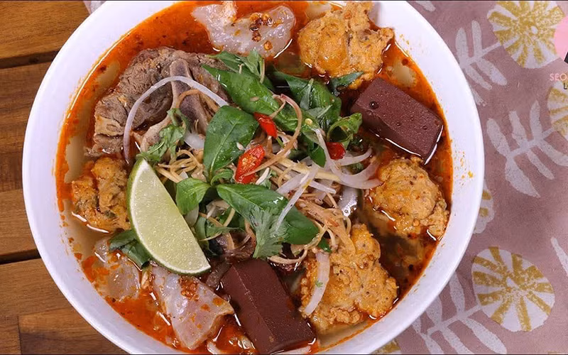 Vị riêng bún bò Huế Đà Lạt