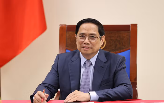 Thủ tướng đề nghị Chủ tịch, Giám đốc điều hành Pfizer quan tâm thúc đẩy càng sớm càng tốt việc cung ứng 22 triệu liều vaccine dành cho trẻ em từ 5 đến dưới 12 tuổi tại Việt Nam ngay trong những ngày tới - Ảnh: VGP/Nhật Bắc