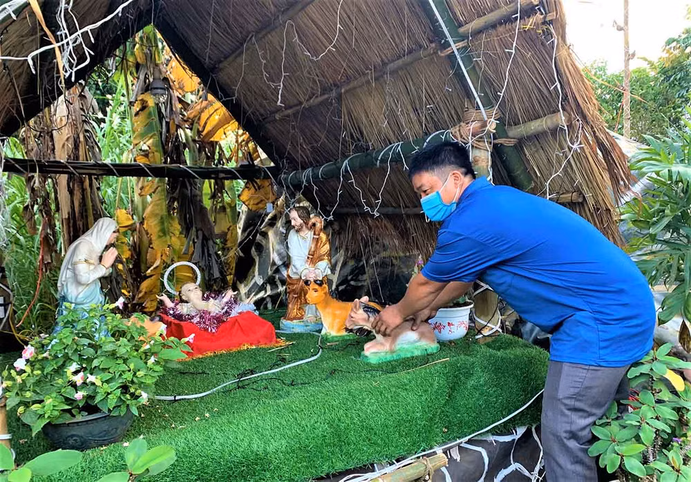 Châu Sơn-mùa Giáng sinh vui tươi, ấm áp và an lành -0