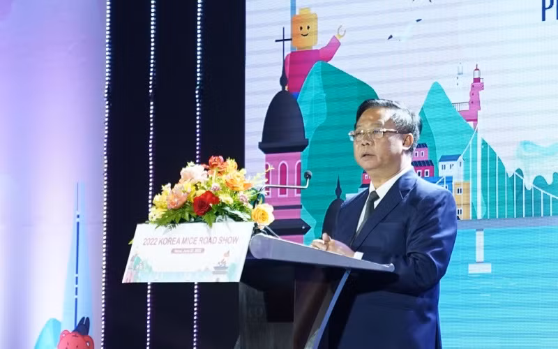Phó Tổng cục trưởng Du lịch Việt Nam Phạm Văn Thủy phát biểu tại Hội thảo. (Ảnh: KTO Việt Nam)