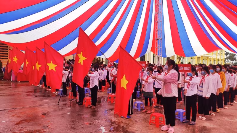 Độc đáo lễ khai giảng khó quên của học sinh cả nước trong giãn cách -0