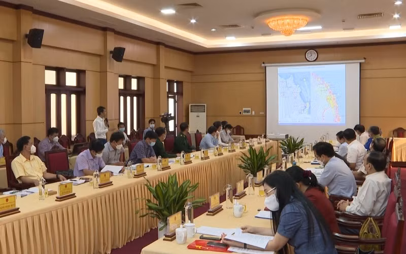 Quang cảnh cuộc họp.