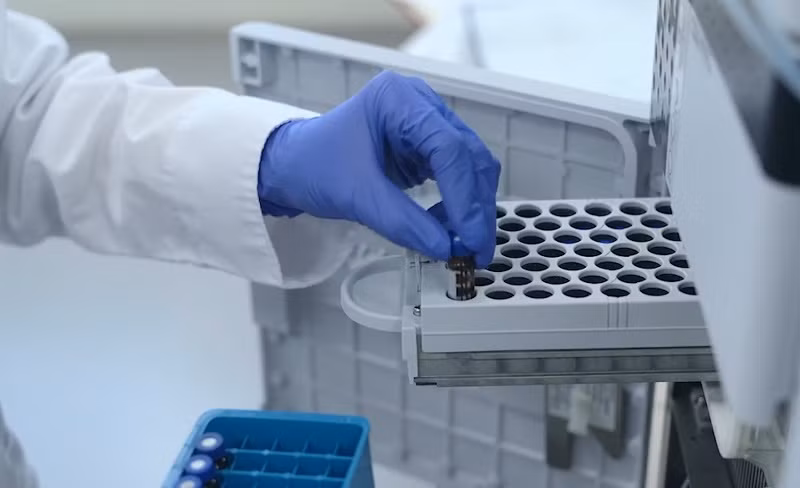 Những đối tượng nào tại Hà Nội phải xét nghiệm SARS-CoV-2?