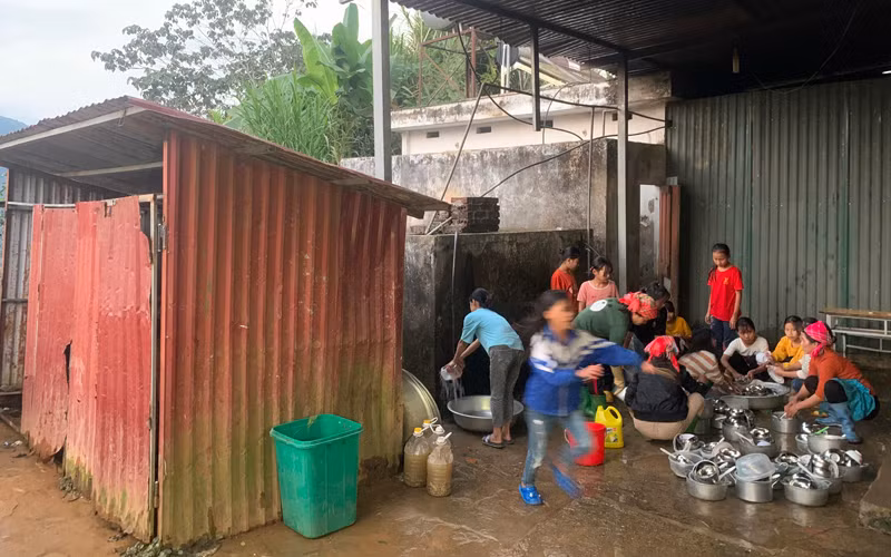Cần đầu tư cơ sở vật chất cho giáo dục ở huyện biên giới Mường Tè -0