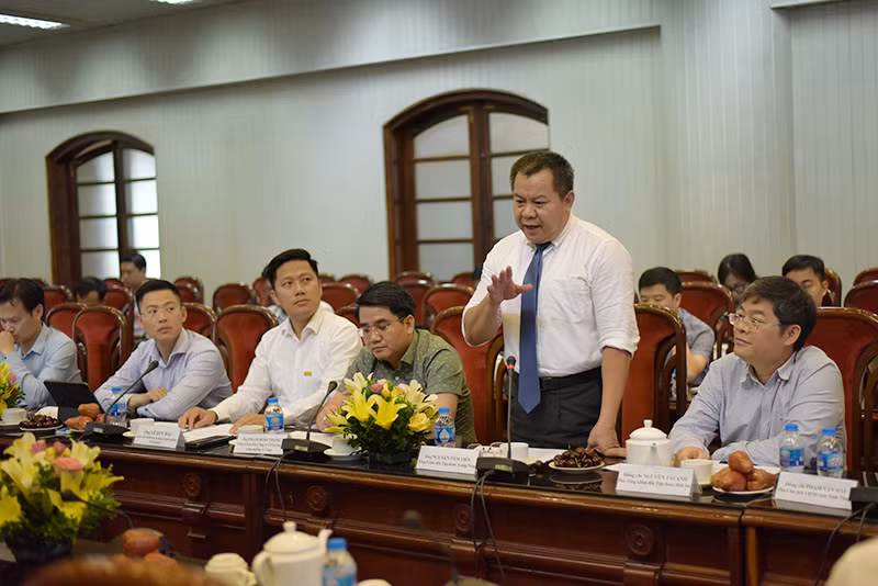 Tọa đàm trực tuyến “Kinh tế tư nhân đầu tư hạ tầng, phát triển năng lượng sạch” -0