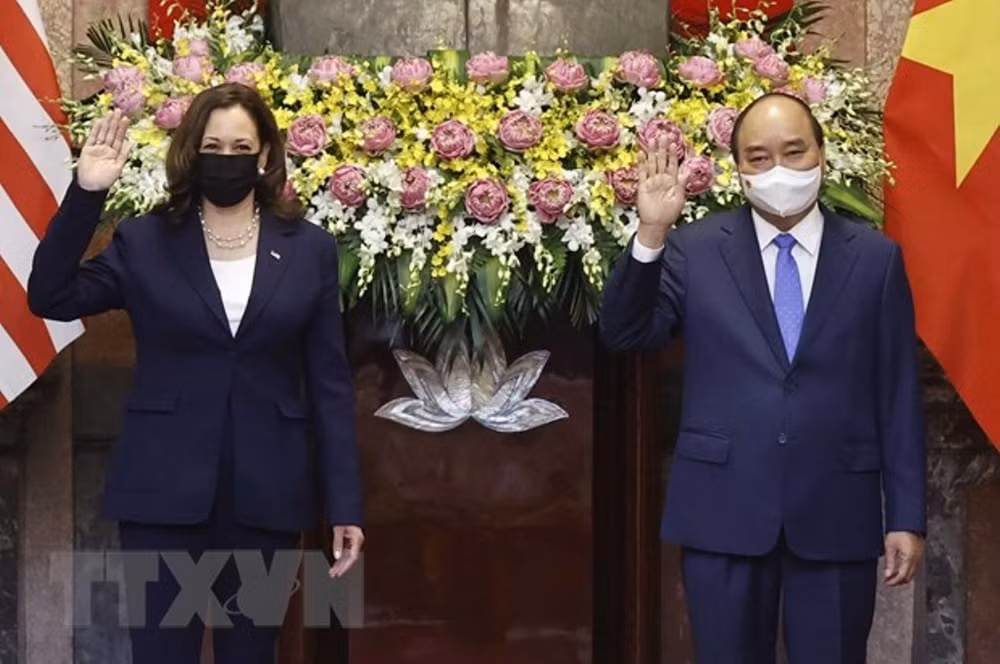 Chủ tịch nước Nguyễn Xuân Phúc tiếp Phó Tổng thống Hoa Kỳ Kamala Harris