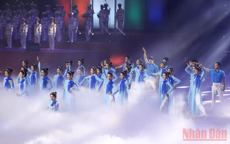 Lễ bế mạc SEA Games 31: Hội tụ để tỏa sáng -0
