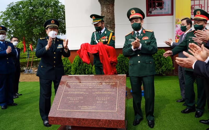 Giao lưu hữu nghị quốc phòng biên giới Việt Nam-Trung Quốc lần thứ 7 -0