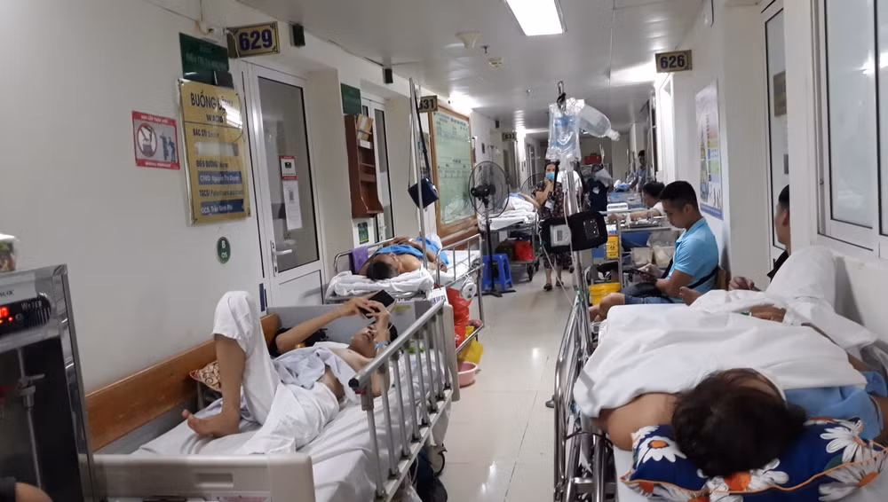 Thiếu thuốc cục bộ: Gỡ nút thắt cho các cơ sở y tế -0